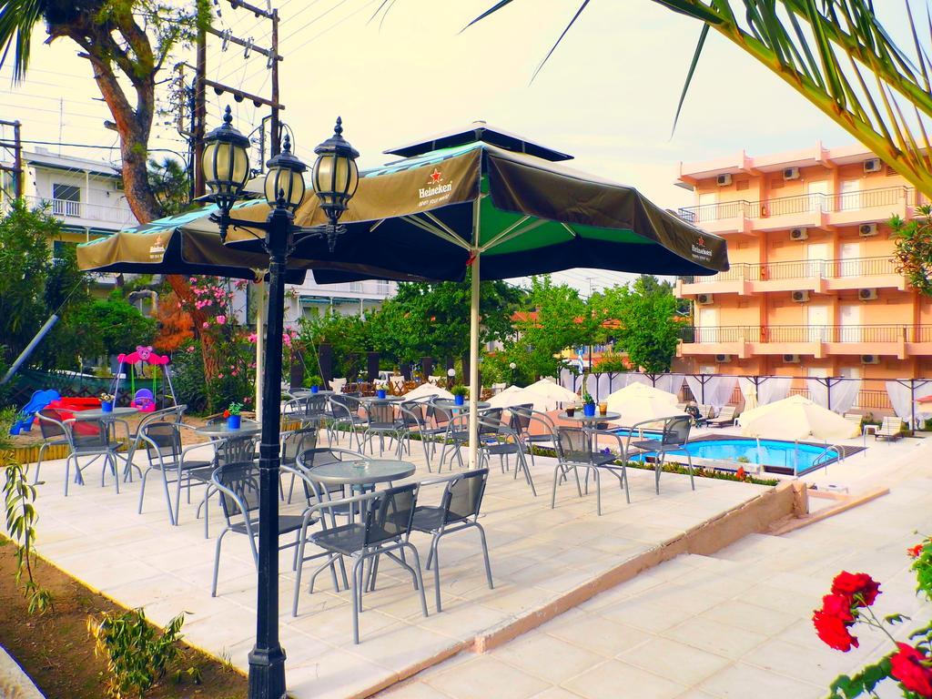 Golden Beach Hotel Метаморфосі Екстер'єр фото