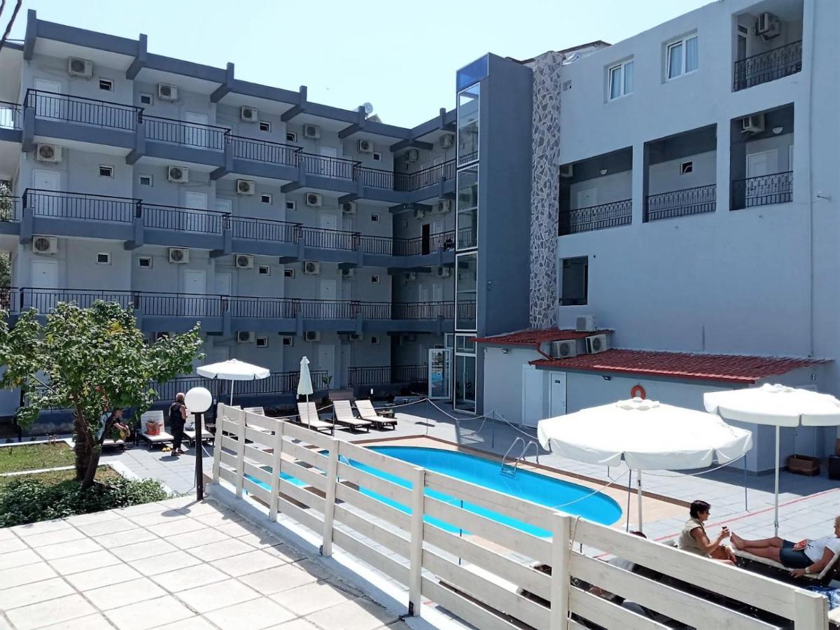 Golden Beach Hotel Метаморфосі Екстер'єр фото