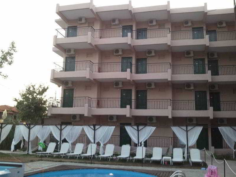 Golden Beach Hotel Метаморфосі Екстер'єр фото
