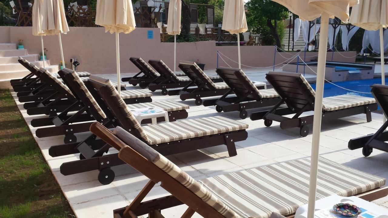 Golden Beach Hotel Метаморфосі Екстер'єр фото