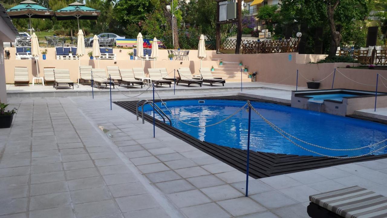 Golden Beach Hotel Метаморфосі Екстер'єр фото