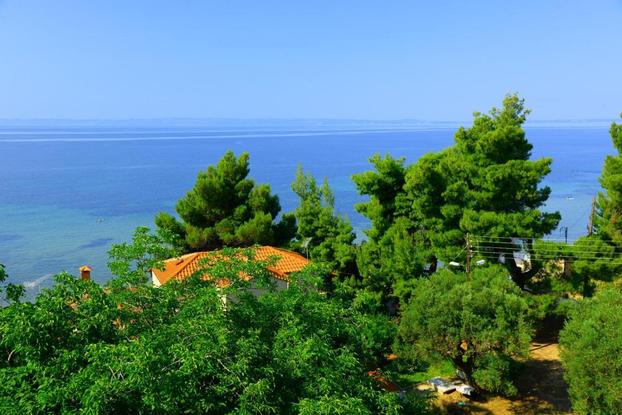 Golden Beach Hotel Метаморфосі Екстер'єр фото